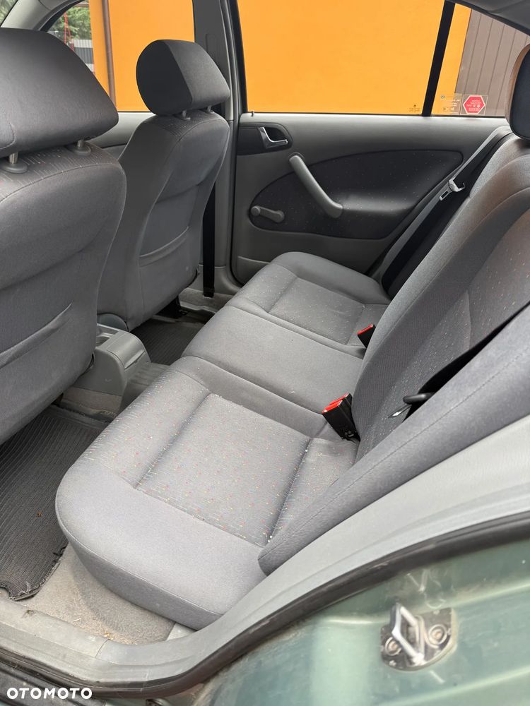 Skoda Octavia 1.4 Ambiente - 6