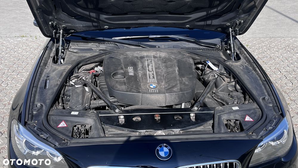 BMW Seria 5 520d - 22