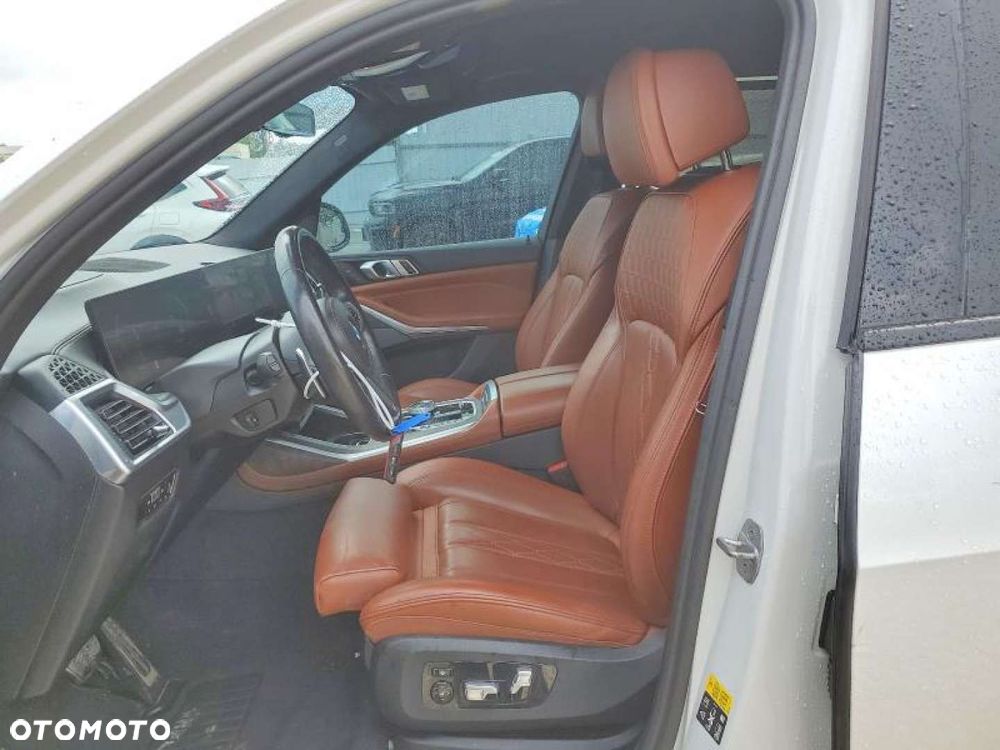 BMW X7 - 9