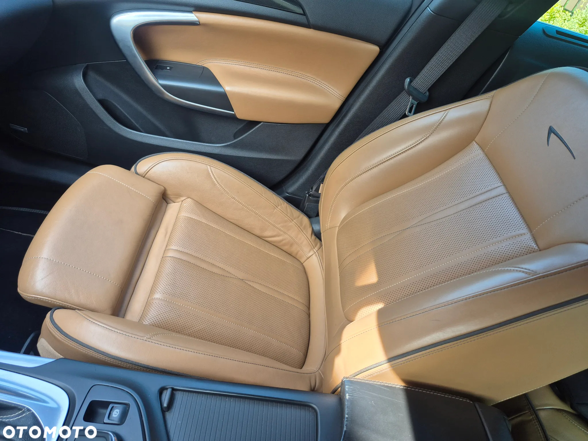 Opel Insignia 2.0 T Executive EU6 - 16