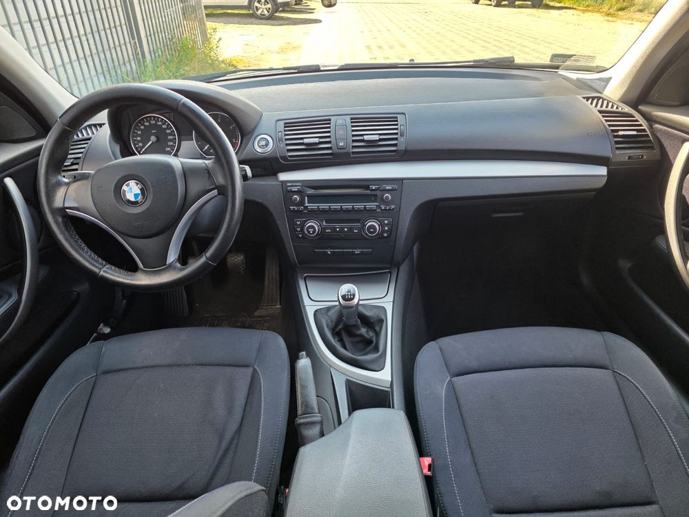 BMW Seria 1 116d Sport Line - 6