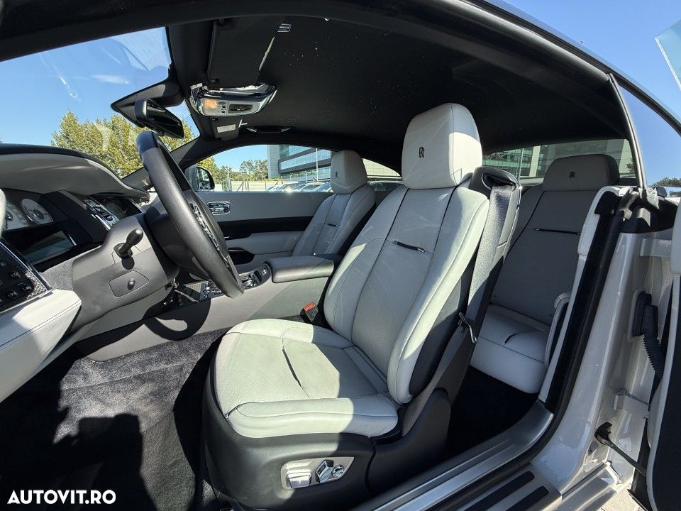 Rolls-Royce Wraith - 11