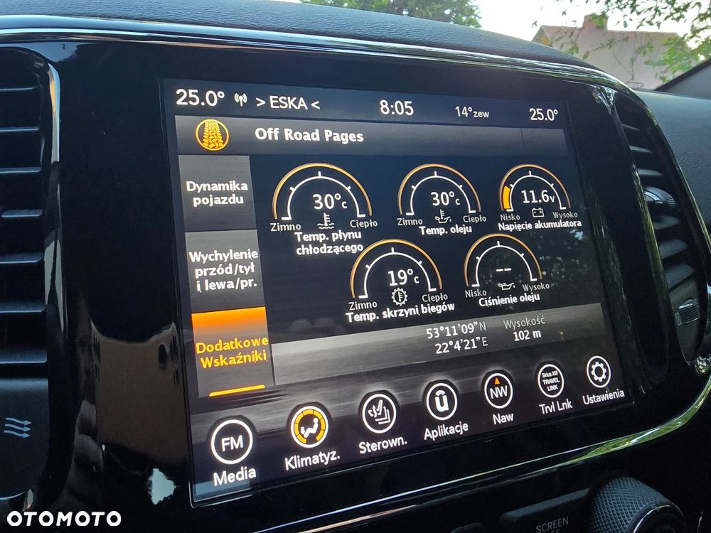 Jeep Grand Cherokee - 25