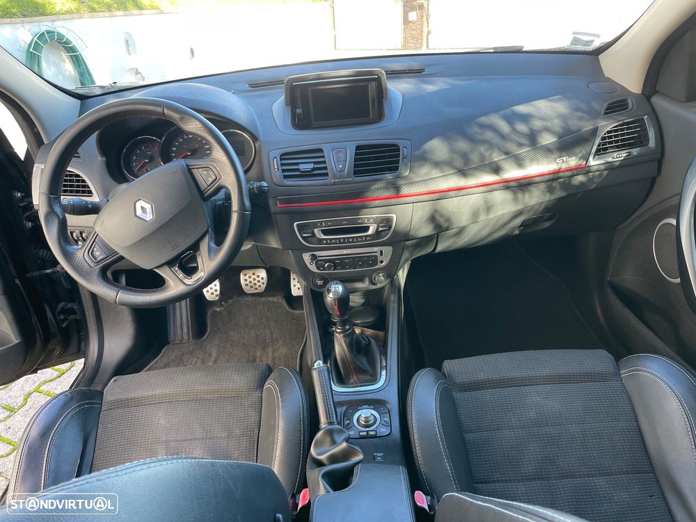 Renault Mégane Sport Tourer 1.6 dCi GT Line SS - 32