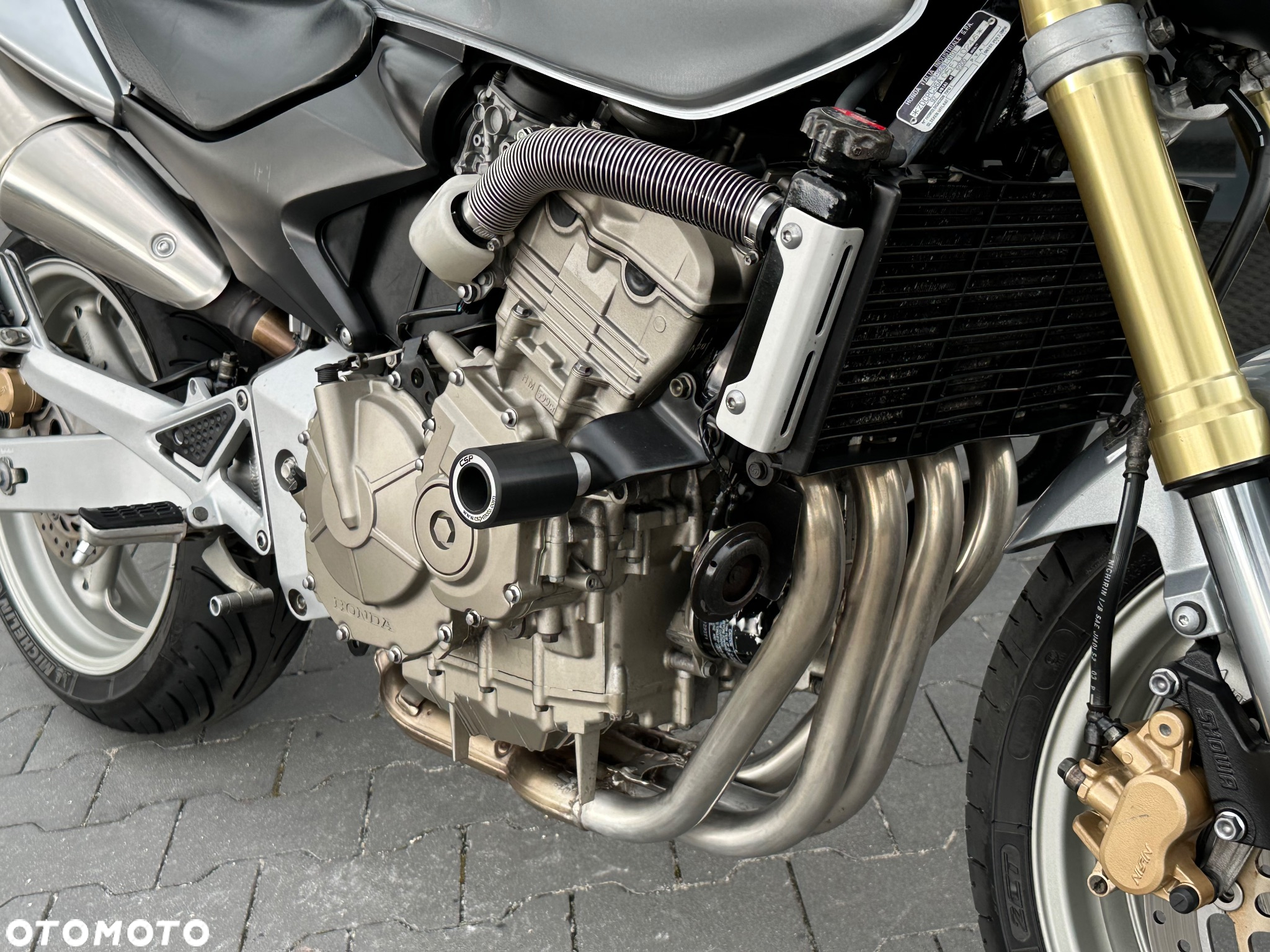 Honda Hornet - 15