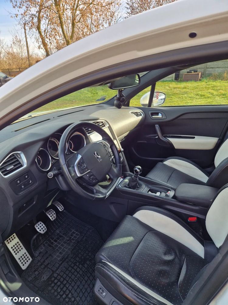 Citroën DS4 THP 200 SportChic - 6