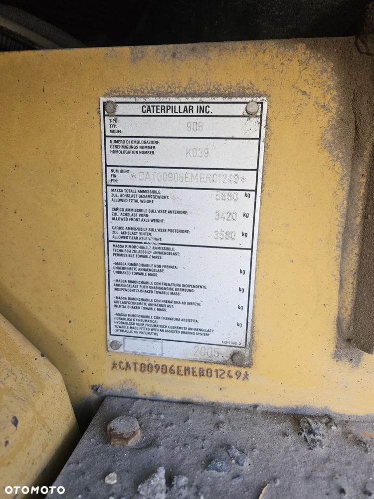 Caterpillar 906 - 15