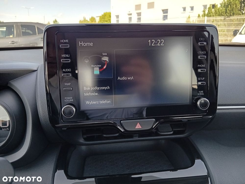 Toyota Yaris Cross Hybrid 1.5 Comfort 4x4 - 15