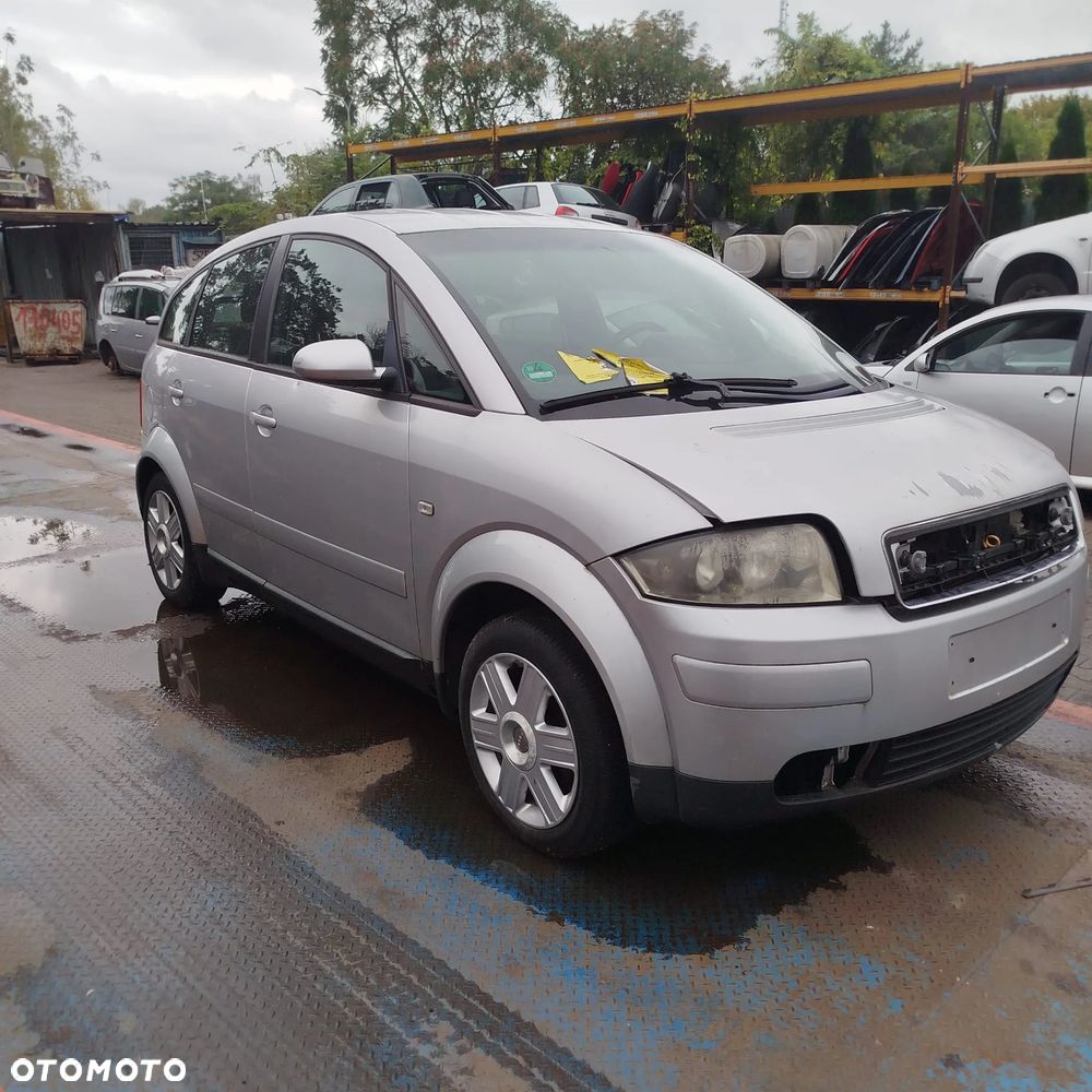 Audi A 2 na części . - 2