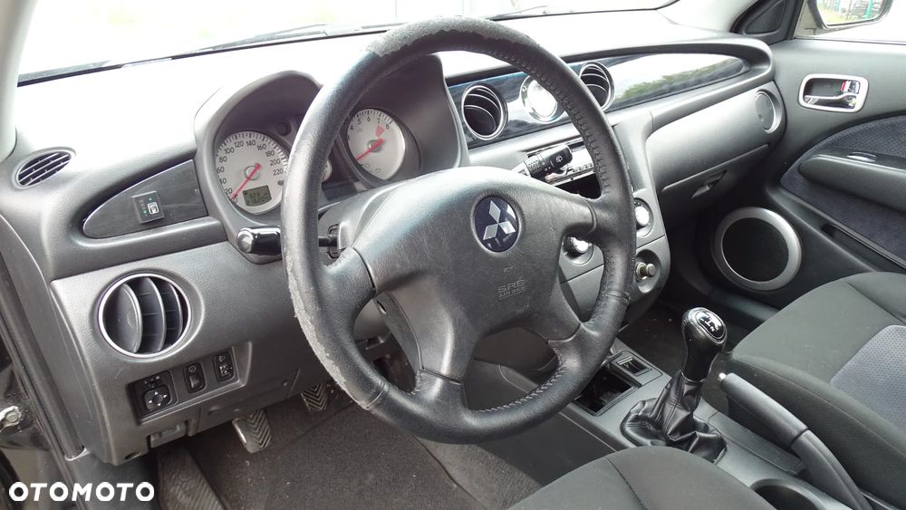 Mitsubishi Outlander 2.0 Sport 4WD - 10