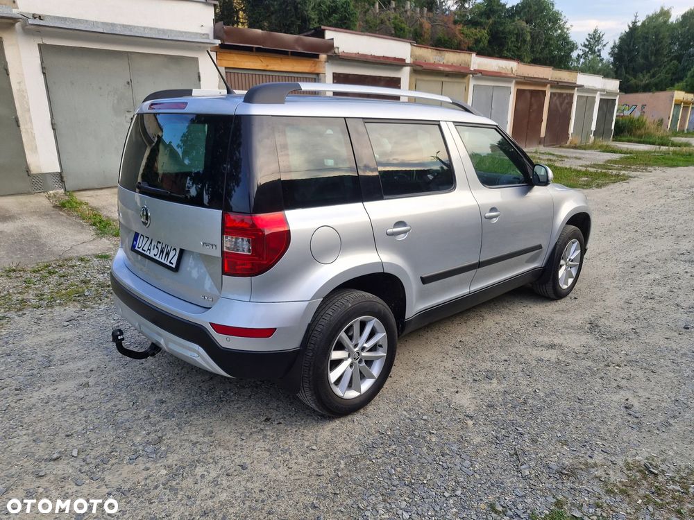 Skoda Yeti 2.0 TDI SCR 4x4 Active - 5