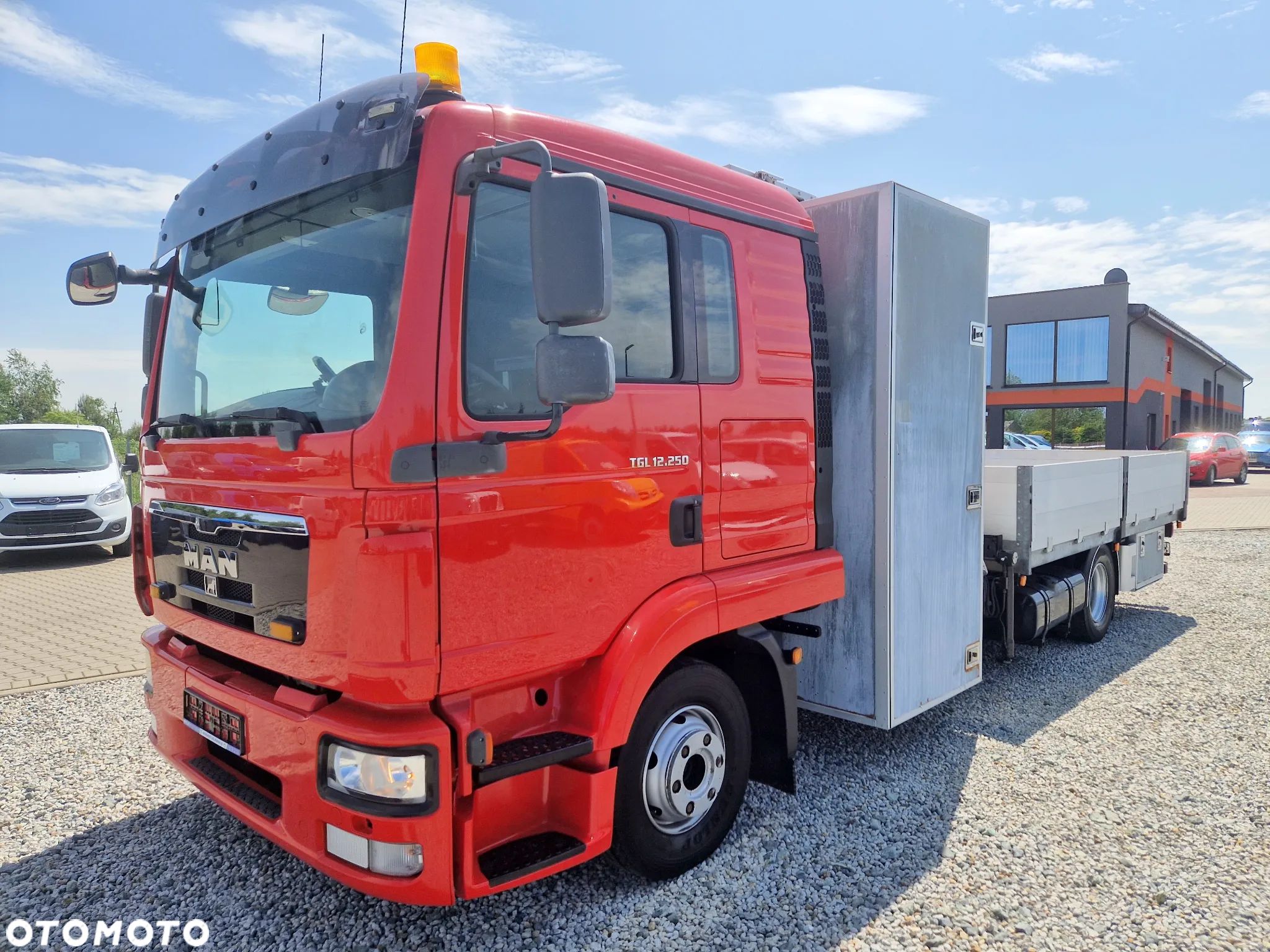 MAN TGL 12.250 DŻWIG HDS HIAB Z PILOTEM SKRZYNIA 4M 2 X KAMERA BLOKADA MOSTU SPANIE DUŻA KABINA - 1