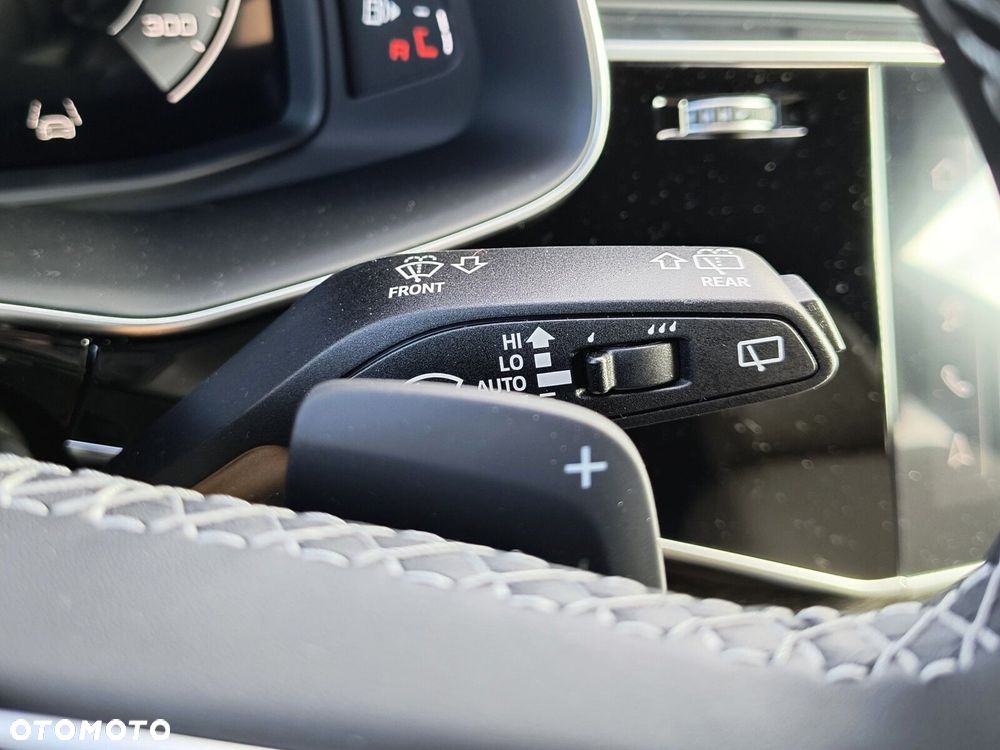 Audi Q8 - 38