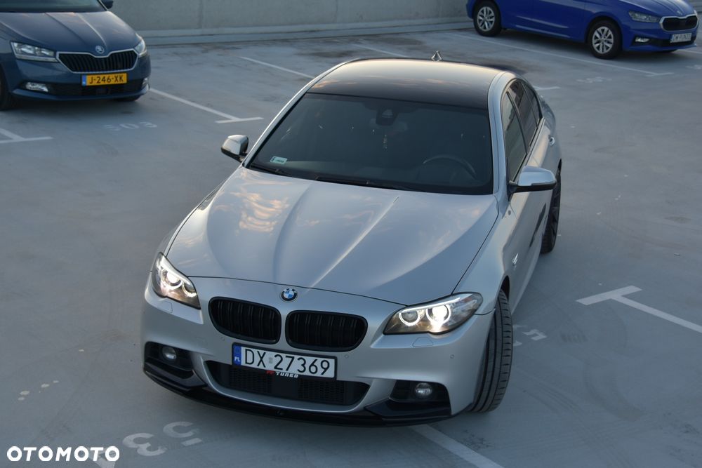 BMW Seria 5 530d xDrive - 12