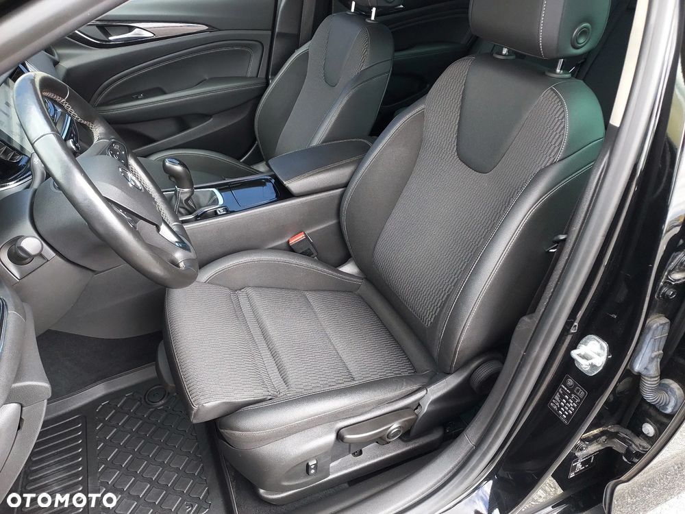 Opel Insignia 2.0 CDTI Cosmo S&S - 21