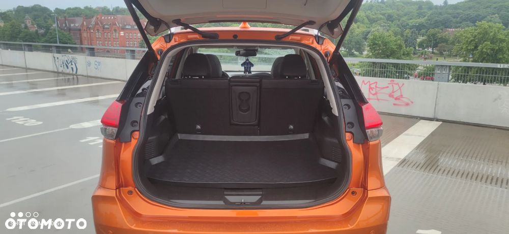 Nissan X-Trail 1.6 DIG-T Tekna 2WD - 16