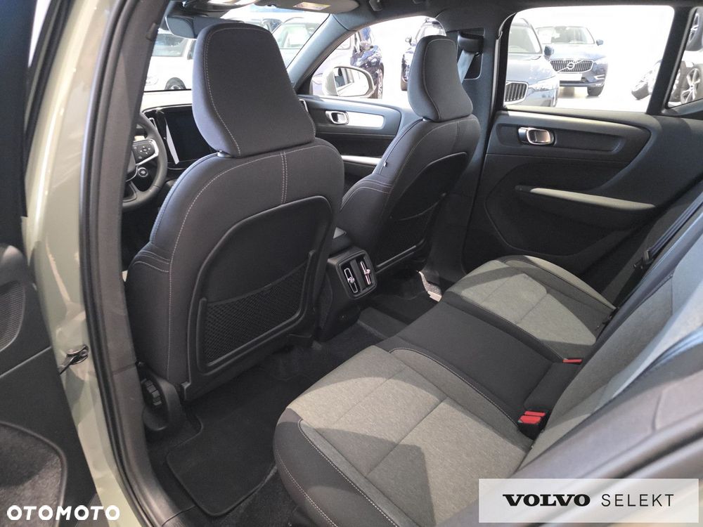 Volvo XC 40 - 23