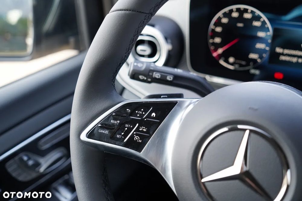 Mercedes-Benz Klasa V 300 d 4-Matic 9G-Tronic Exclusive (ekstra d³) - 23