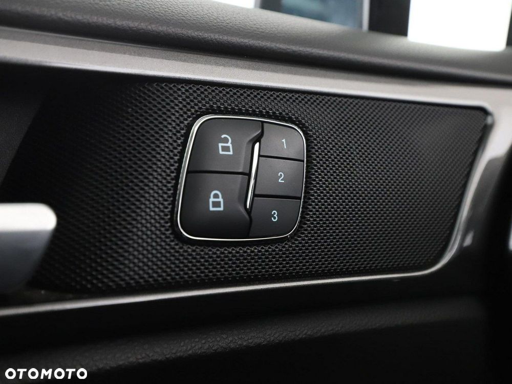 Ford Mondeo 2.0 EcoBlue Titanium - 39