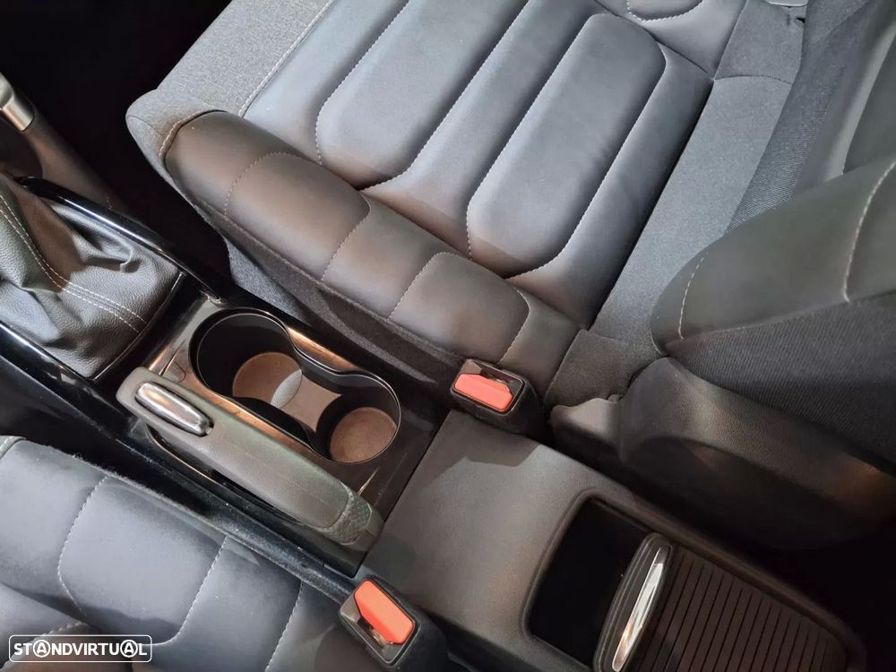 Citroën C3 Aircross 1.2 PureTech Shine Pack EAT6 - 14