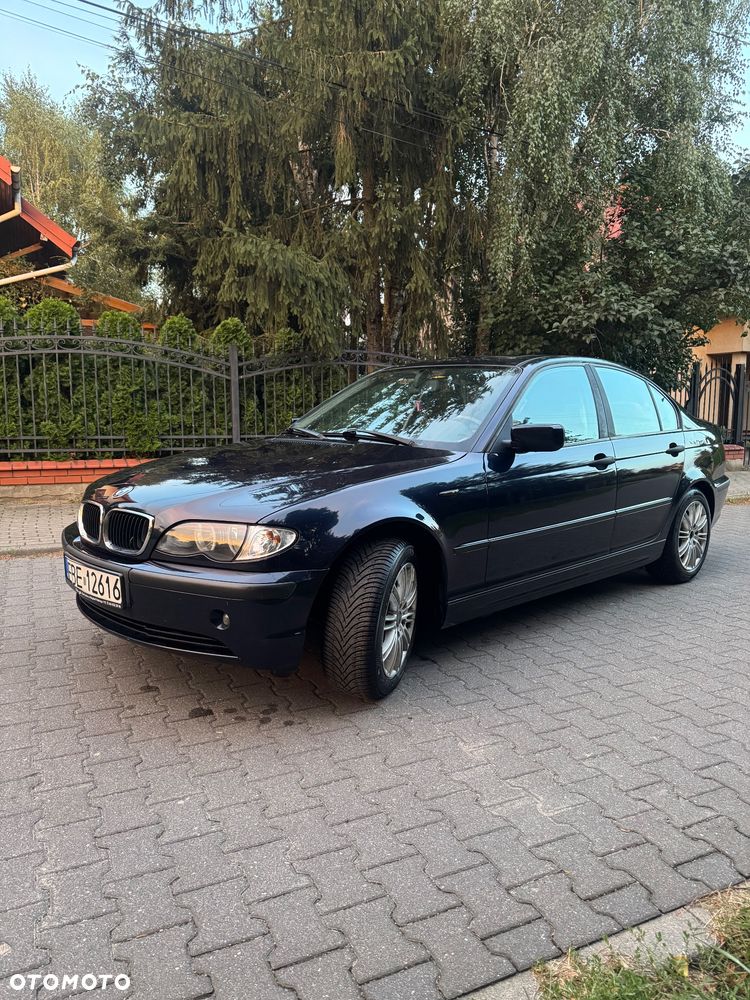 BMW Seria 3 318i - 3