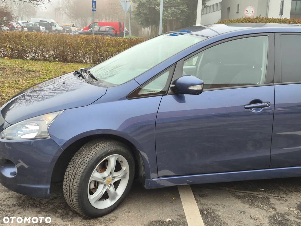 Mitsubishi Grandis 2.0 DI-D 7-Sitzer Intense - 2