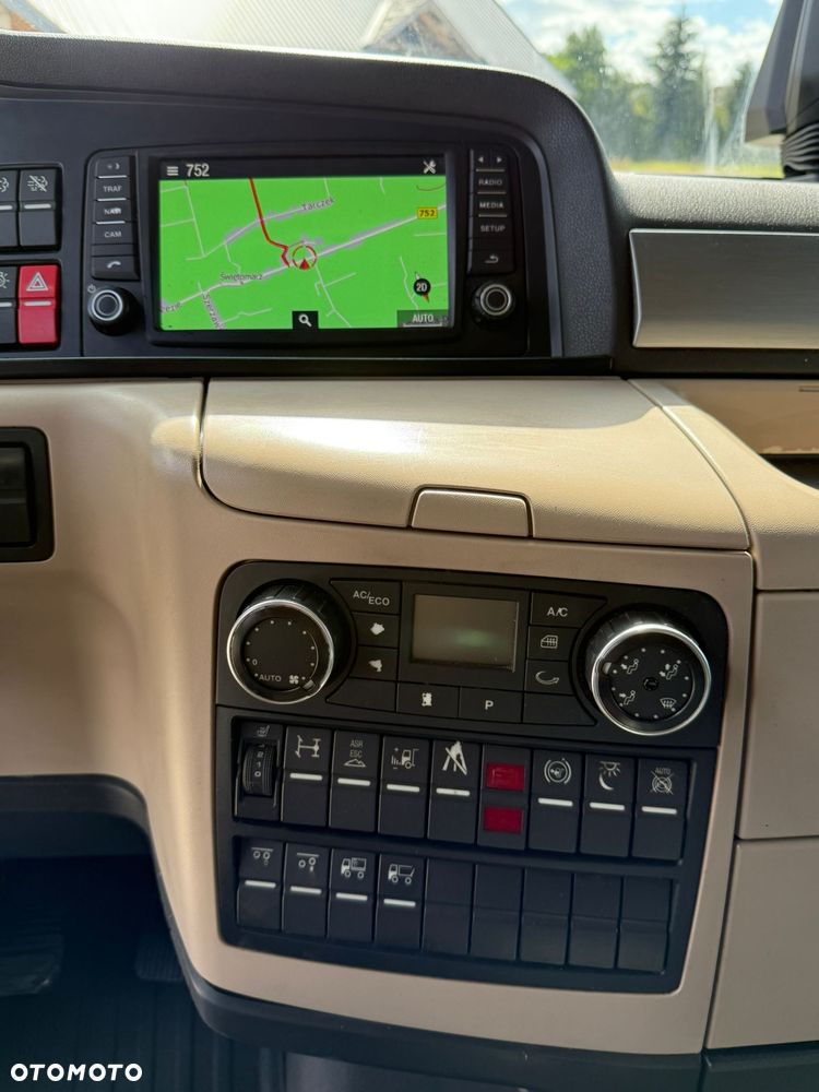 MAN TGX 26.420 / KONTENER / WINDA / 8.5 M DŁUGOŚCI / 21 EUROPALET / 6x2 / 3 OŚ PODNOSZONA I SKRĘTNA / ŁADOWNOŚĆ 14 415 KG / 2018 ROK / Z NIEMIEC - 23