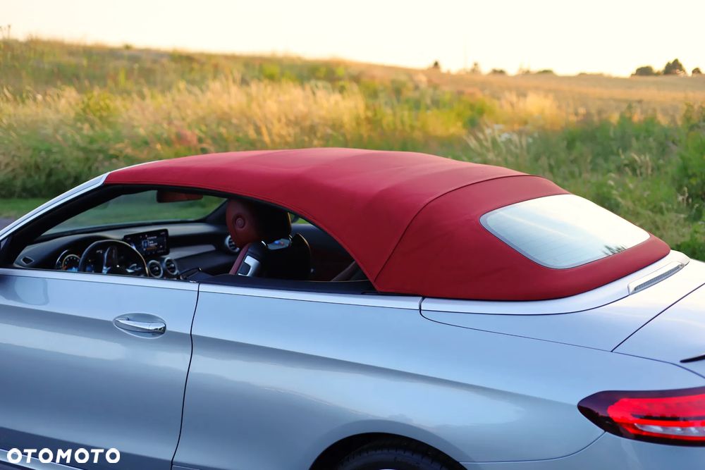 Mercedes-Benz Klasa C AMG 43 Cabrio 4Matic AMG Speedshift TCT 9G - 13