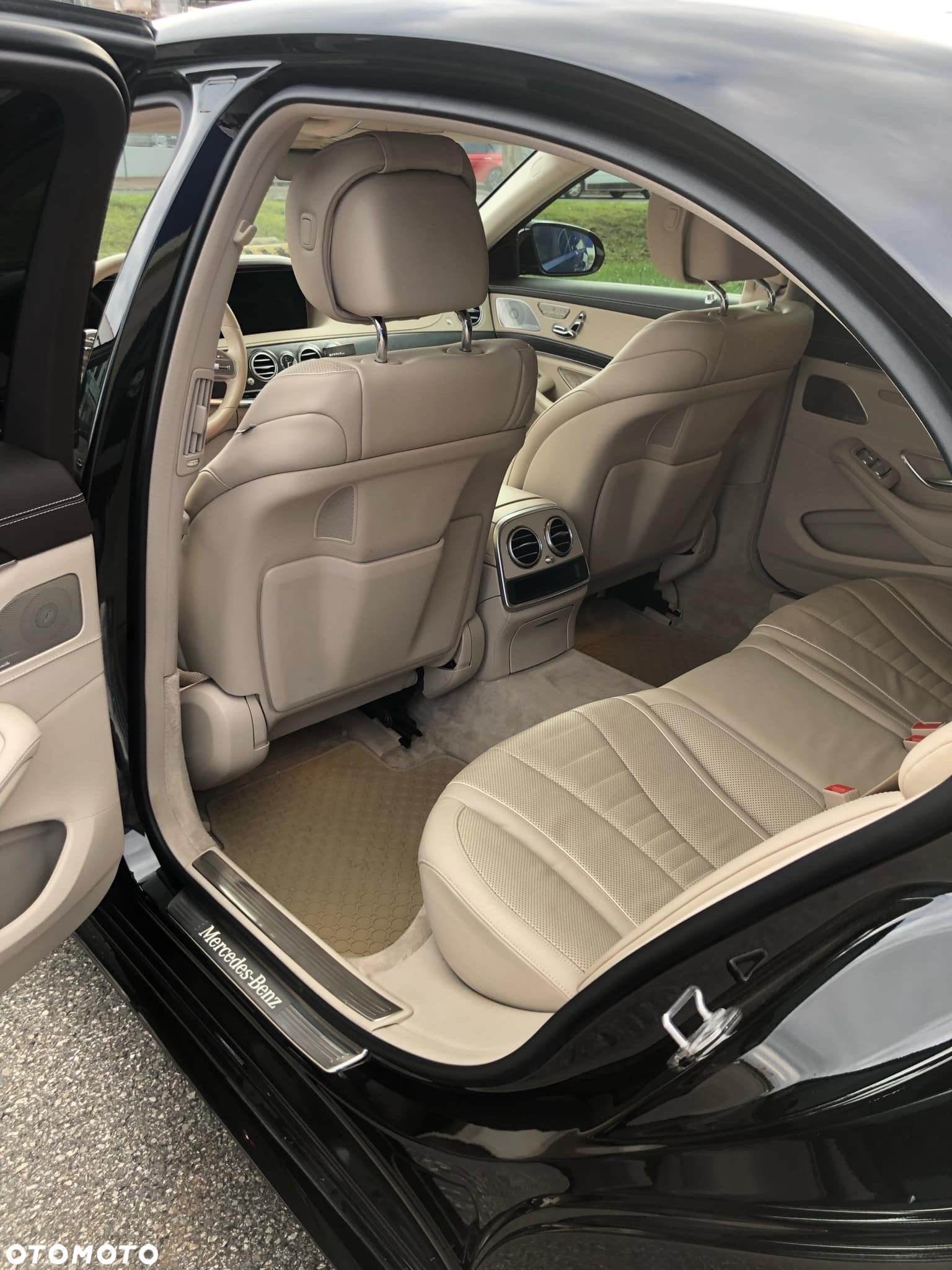Mercedes-Benz Klasa S 400 d 4-Matic 9G-TRONIC - 14