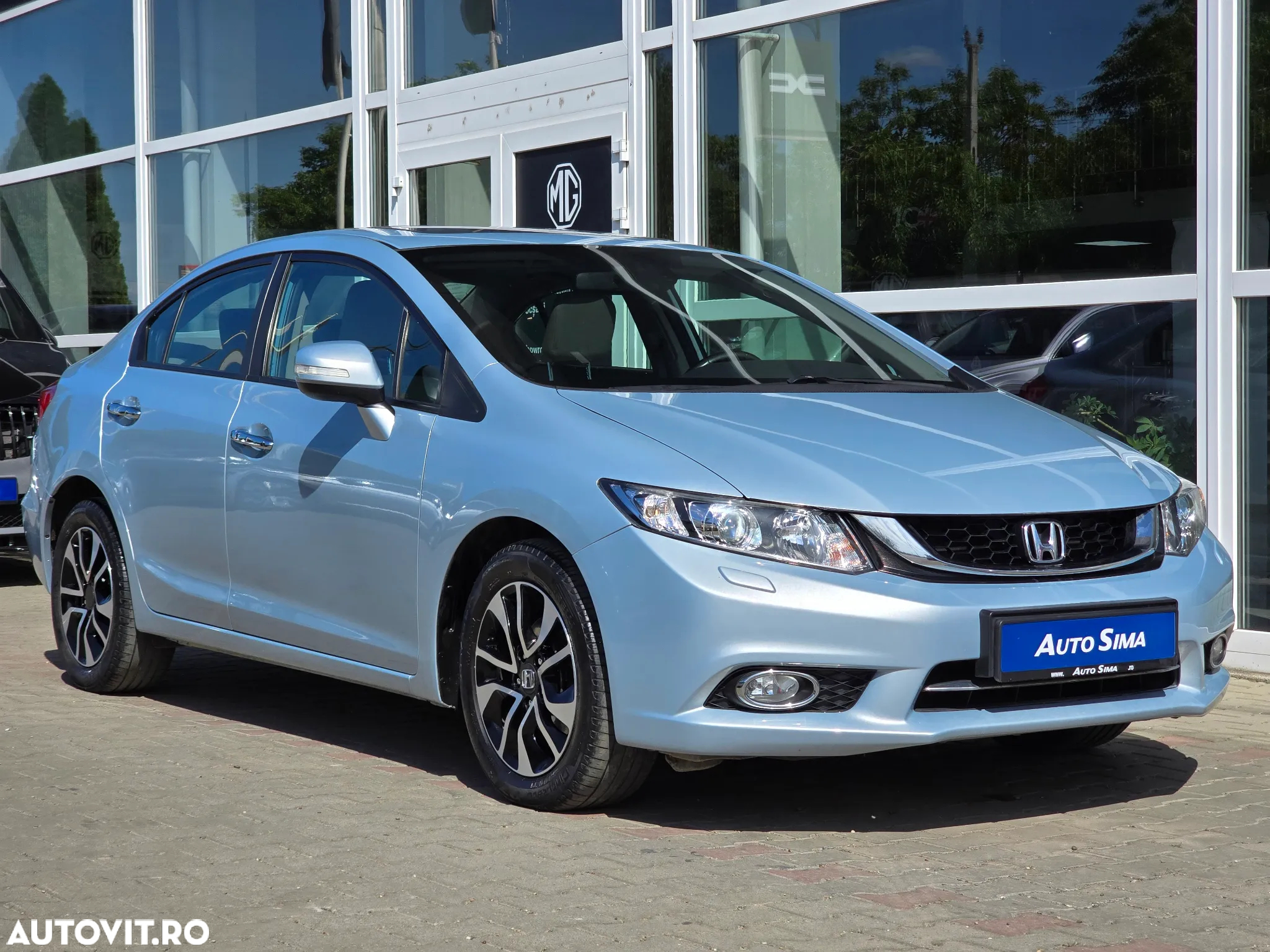 Honda Civic 1.8 i-VTEC MT Executive - 2