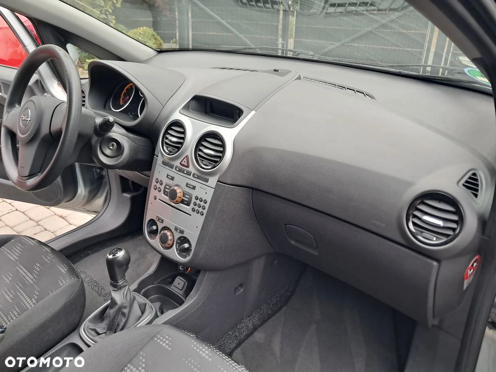 Opel Corsa - 13