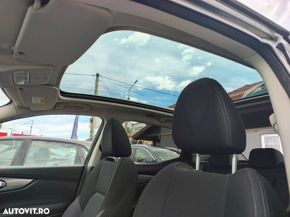 Nissan Qashqai 1.3 DIG-T DCT N-CONNECTA - 8