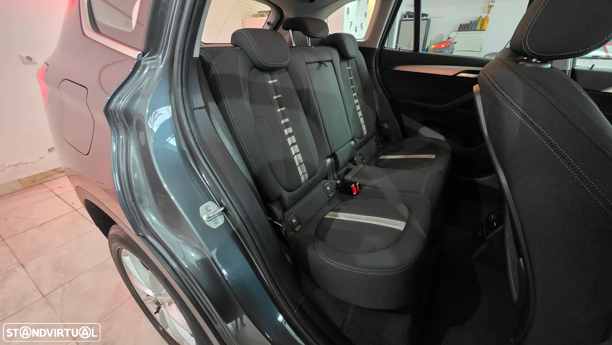 BMW X1 16 d sDrive Auto Line Sport - 22