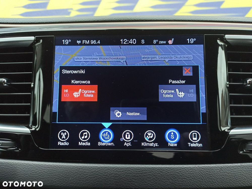 Chrysler Pacifica - 26