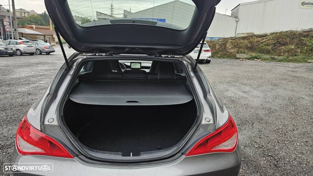 Mercedes-Benz CLA 200 d 7G-DCT Urban - 16