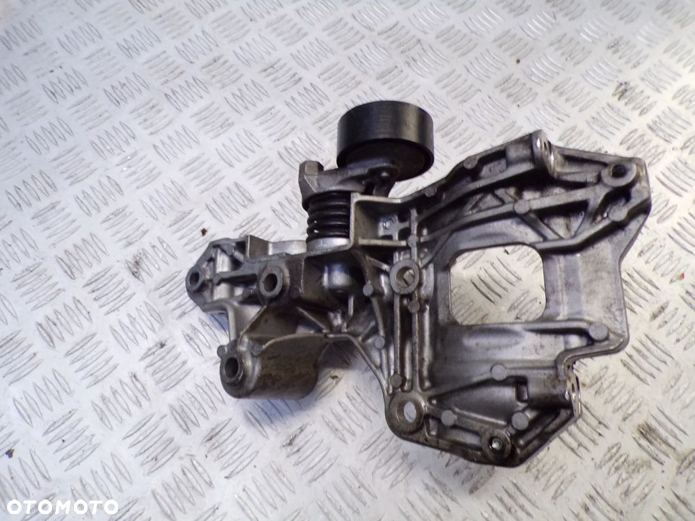 ŁAPA MOCOWANIE ALTERNATORA RENAULT CLIO V 1.5 BLUE DCI 117105158R - 2