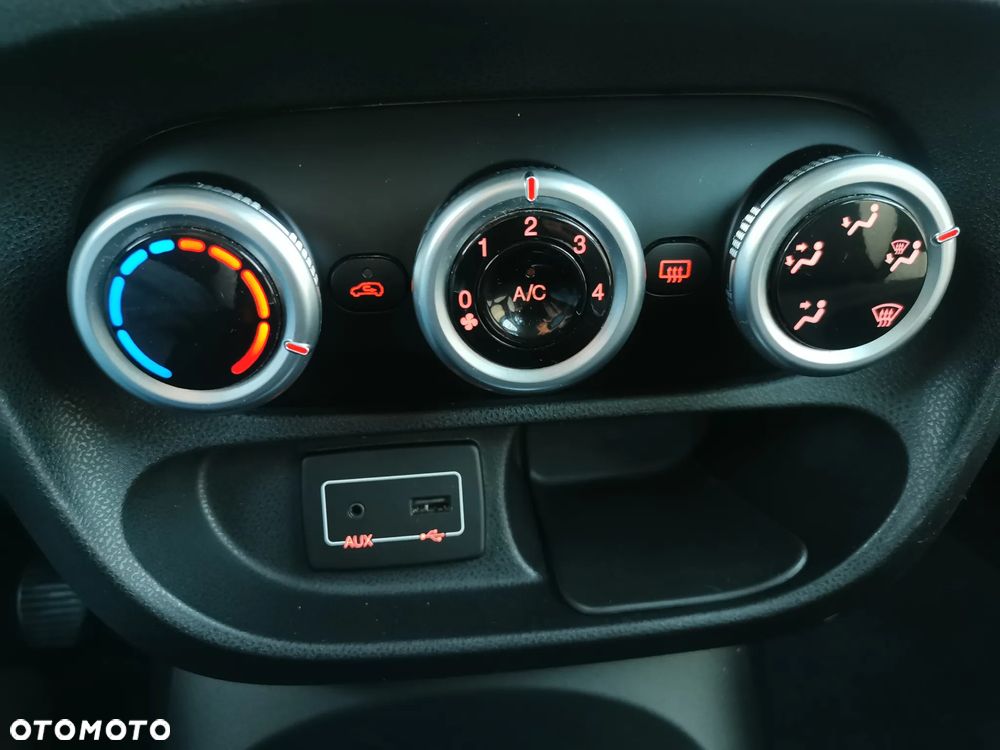 Fiat 500L 1.4 16V T-Jet Lounge - 16