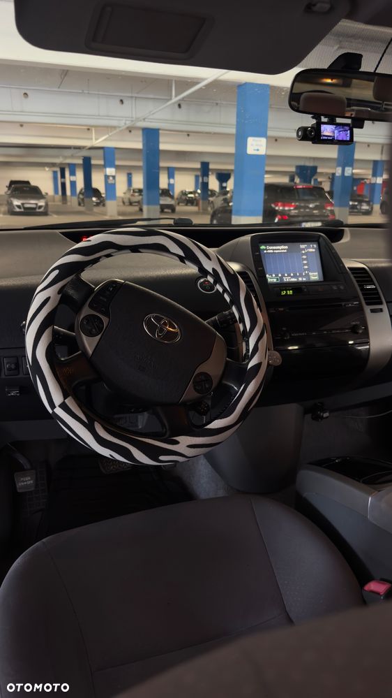 Toyota Prius 1.5 VVT-i Sol - 7