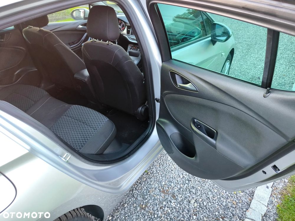 Opel Astra 1.4 Turbo Edition - 15