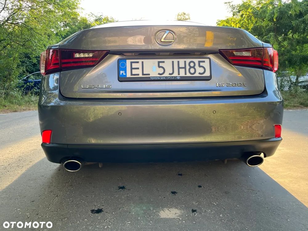 Lexus IS 200t F Impression - 22