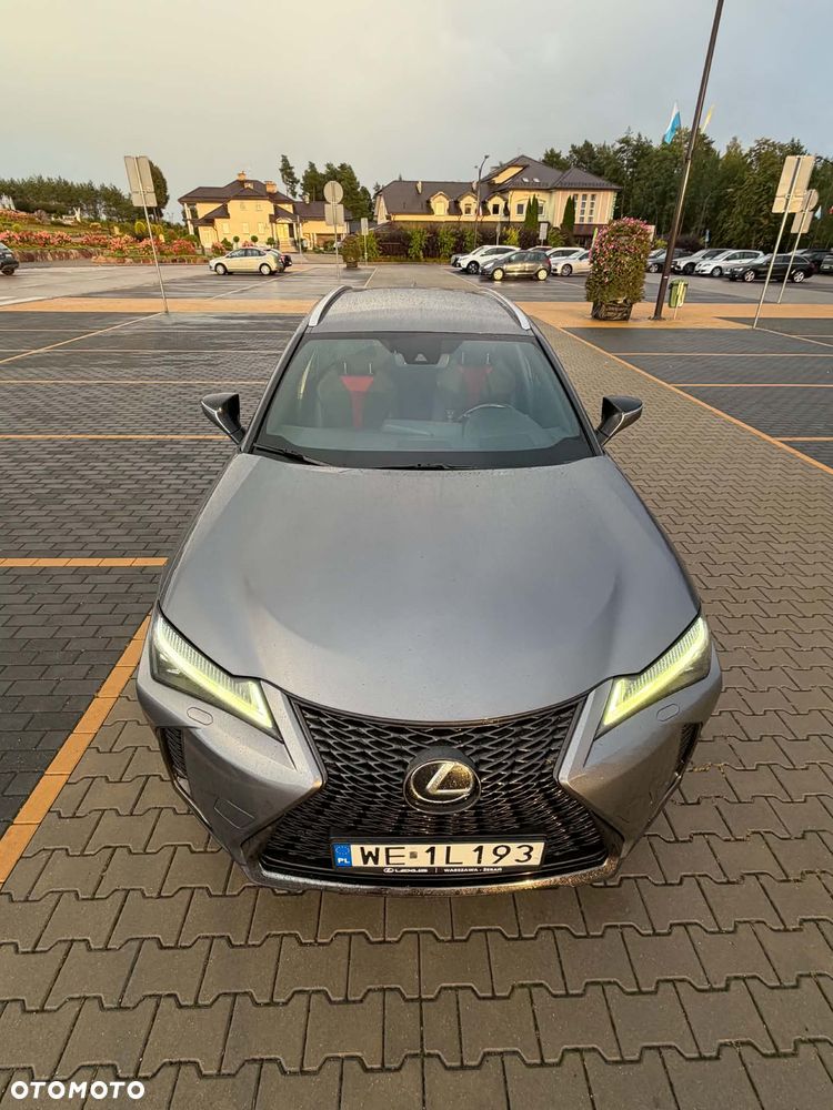 Lexus UX 200 GPF F Sport Design 2WD - 2