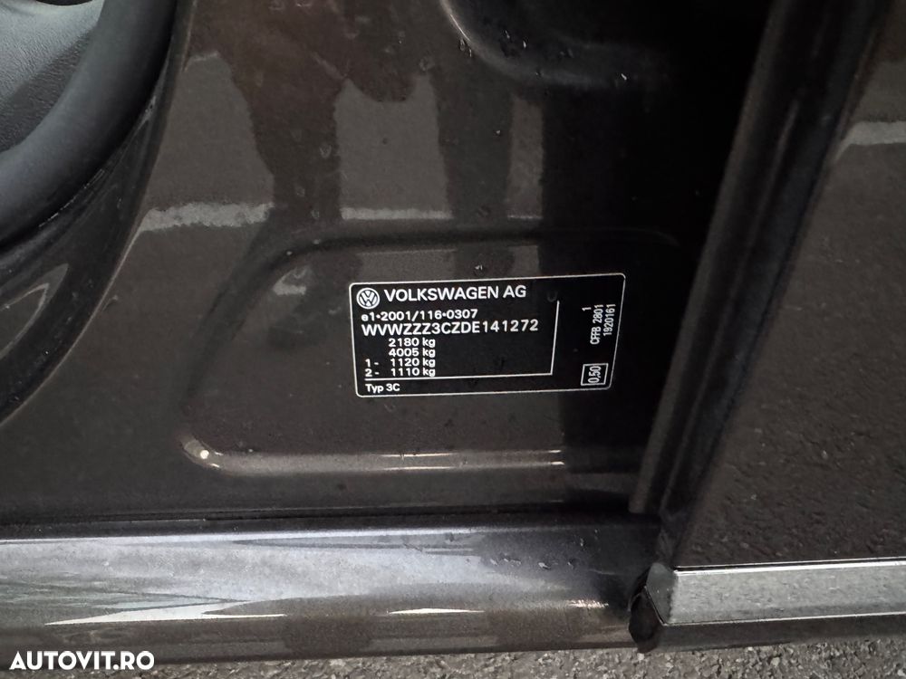 Volkswagen Passat 2.0 TDI Blue TDI Comfortline - 18