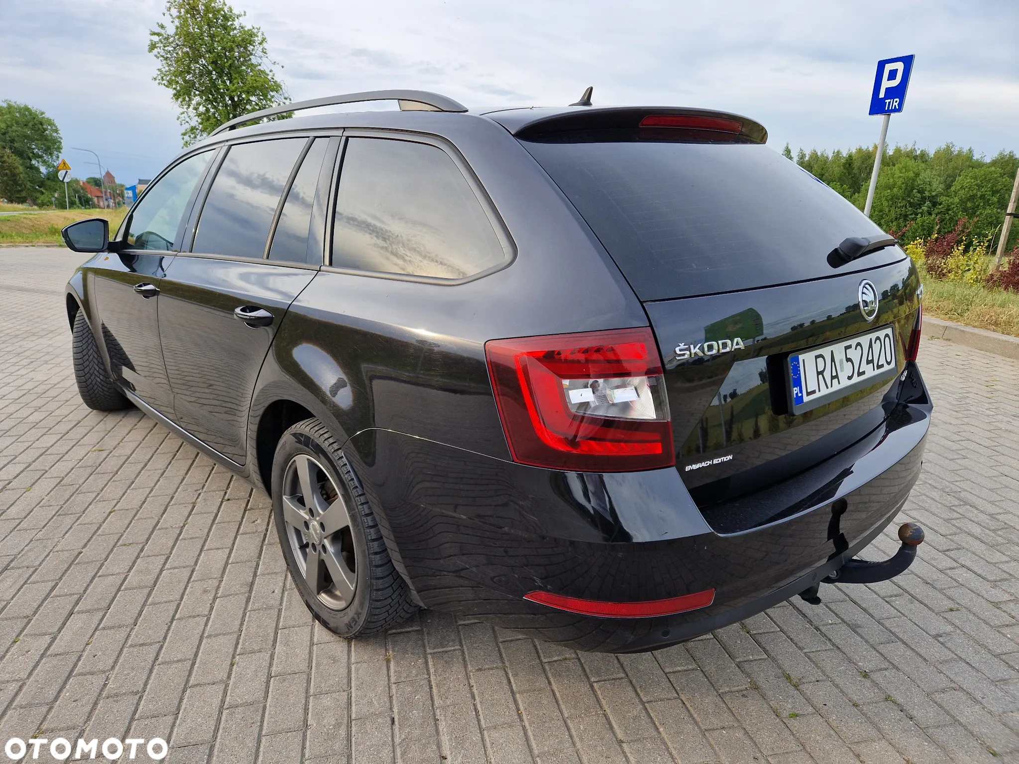 Skoda Octavia Combi 1.8 TSI 4x4 DSG Ambition - 2