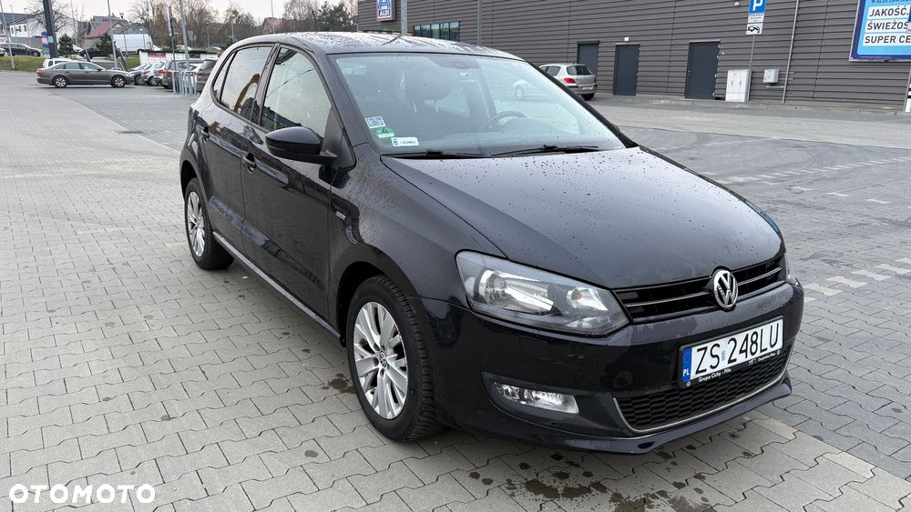 Volkswagen Polo - 1