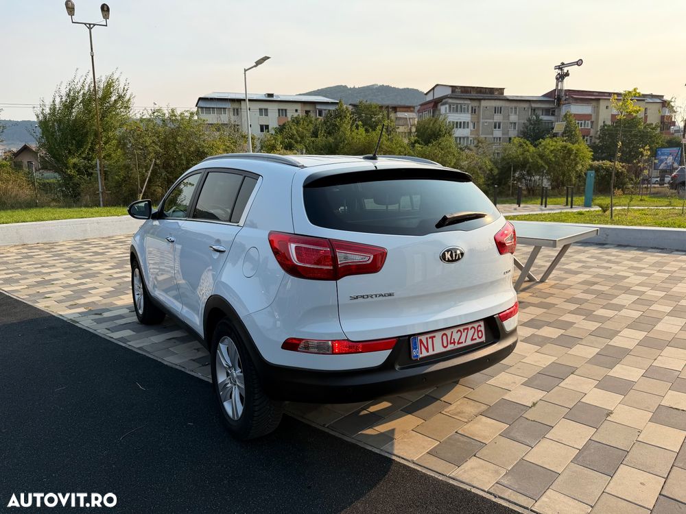 Kia Sportage 1.7 CRDI 2WD Vision - 6