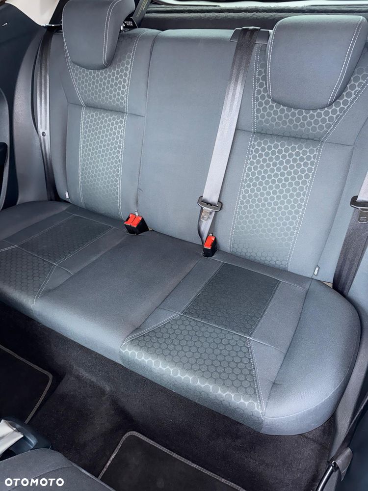 Ford Fiesta 1.4 Titanium - 23
