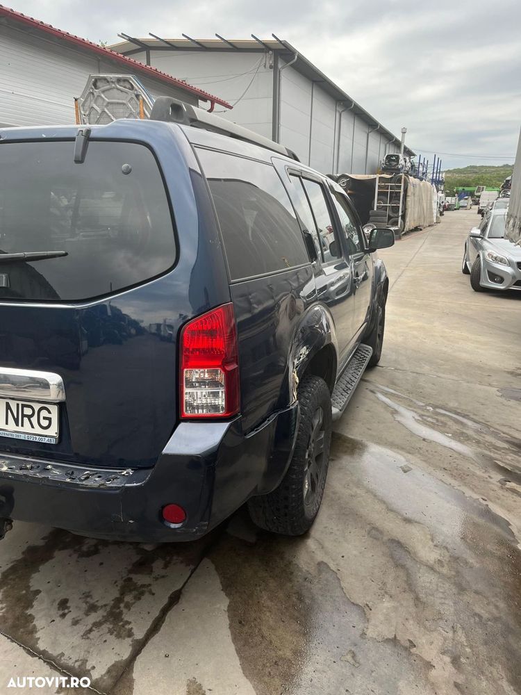 Haion Nissan Pathfinder 2006 SUV Albastru - 3