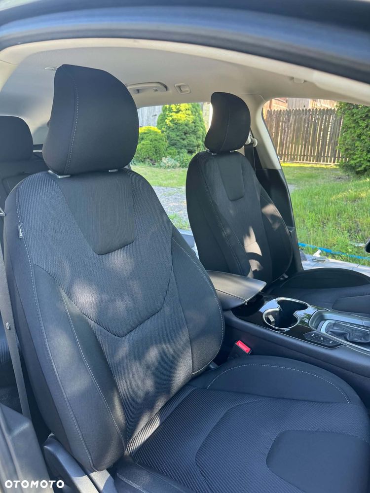 Ford Mondeo 2.0 TDCi Titanium PowerShift - 7