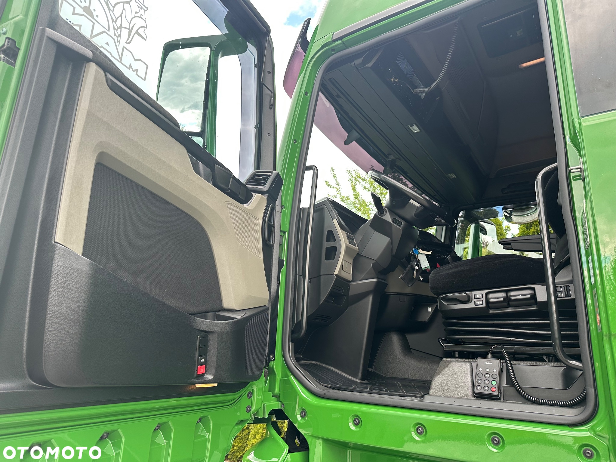 MAN / TGX / 26.510 / 6X2 / GX / PUSHER / Oś-Skrętna-Podnoszona / - 23