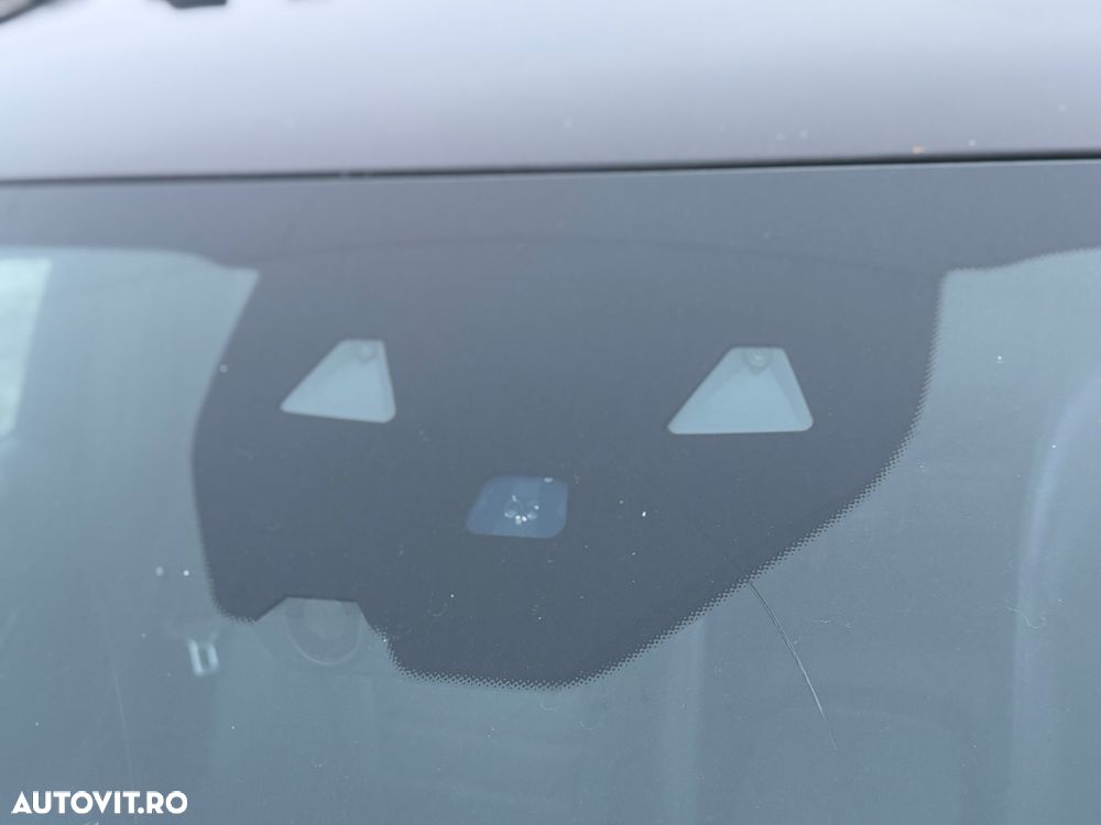 Mercedes-Benz GLC Coupe 300 4MATIC MHEV - 30